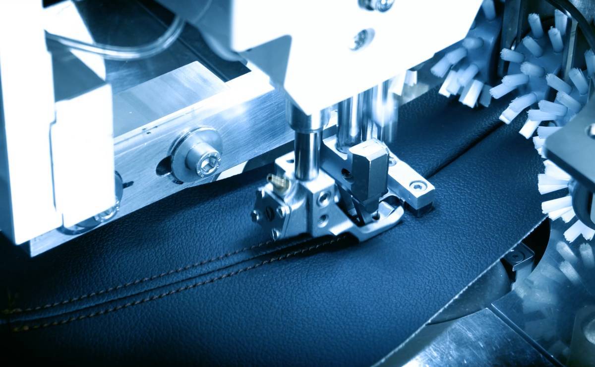 3CON_Robotic-Sewing-Sys_DecorSeam1.jpg